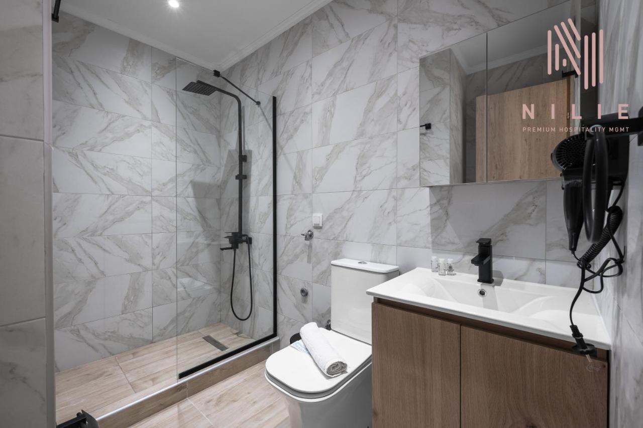V1 Boutique Rooms, Nilie Hospitality Mgmt Apartment