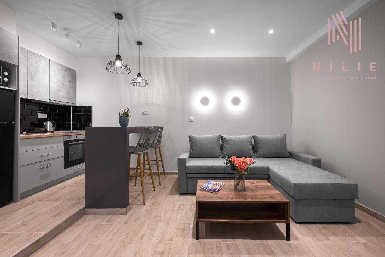 V1 Boutique Rooms, Nilie Hospitality Mgmt Apartment *